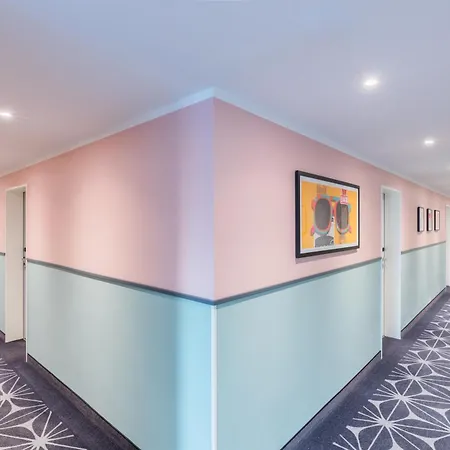 Garner By Ihg מלון 3*