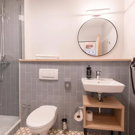 Garner By Ihg מלון 3*