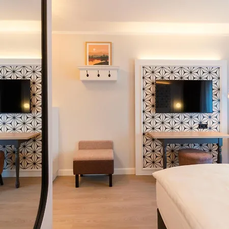 Garner By Ihg 3*