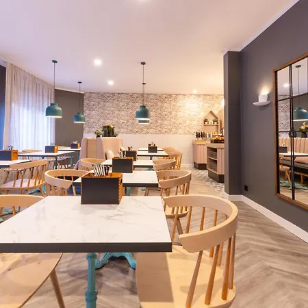 Garner By Ihg Отель